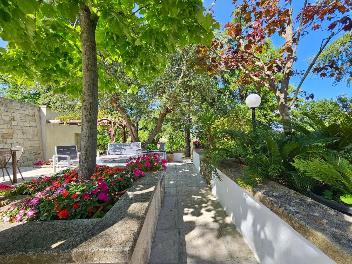 Il Trullo Felice Villa Locorotondo Exteriör bild